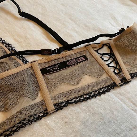 NWOT Victoria’s Secret Bralette - Picture 11 of 11